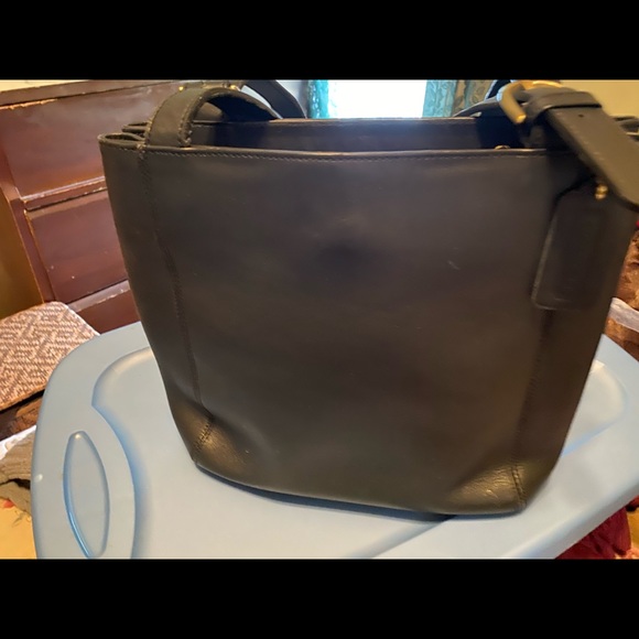 Coach Handbags - Coach black leather shoulder bag